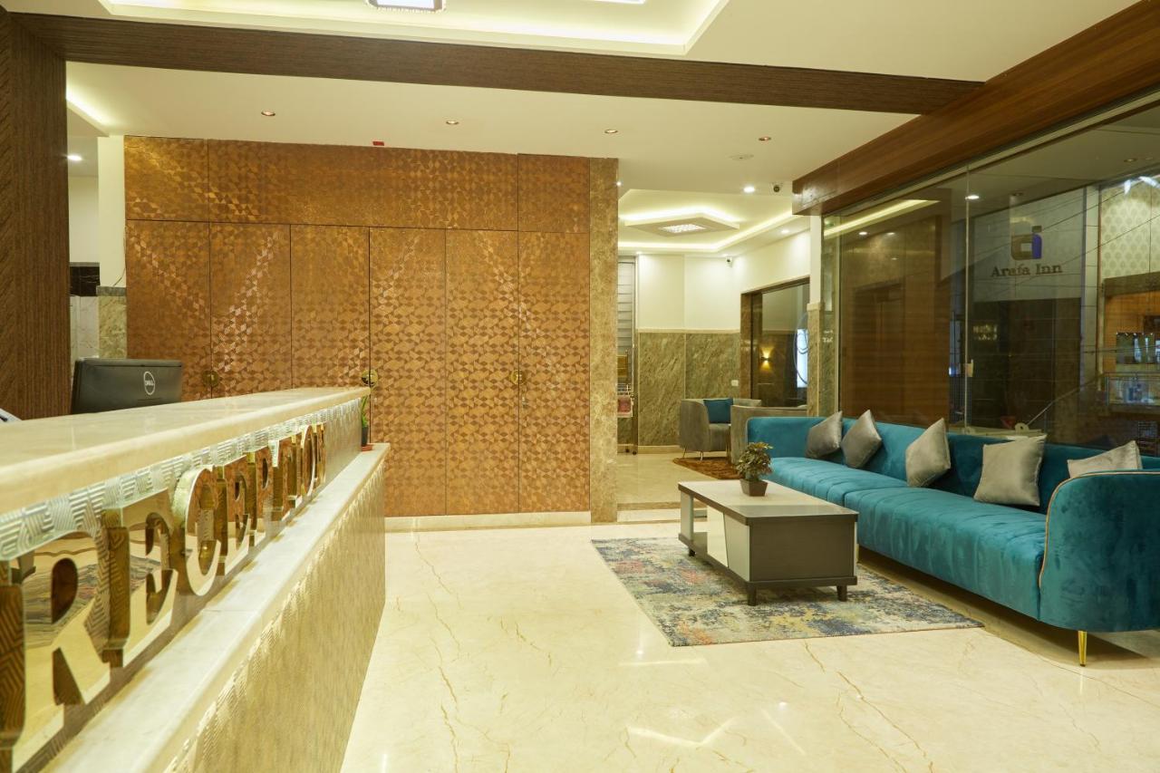 Vovo Premier Hotel Bangalore Bagian luar foto