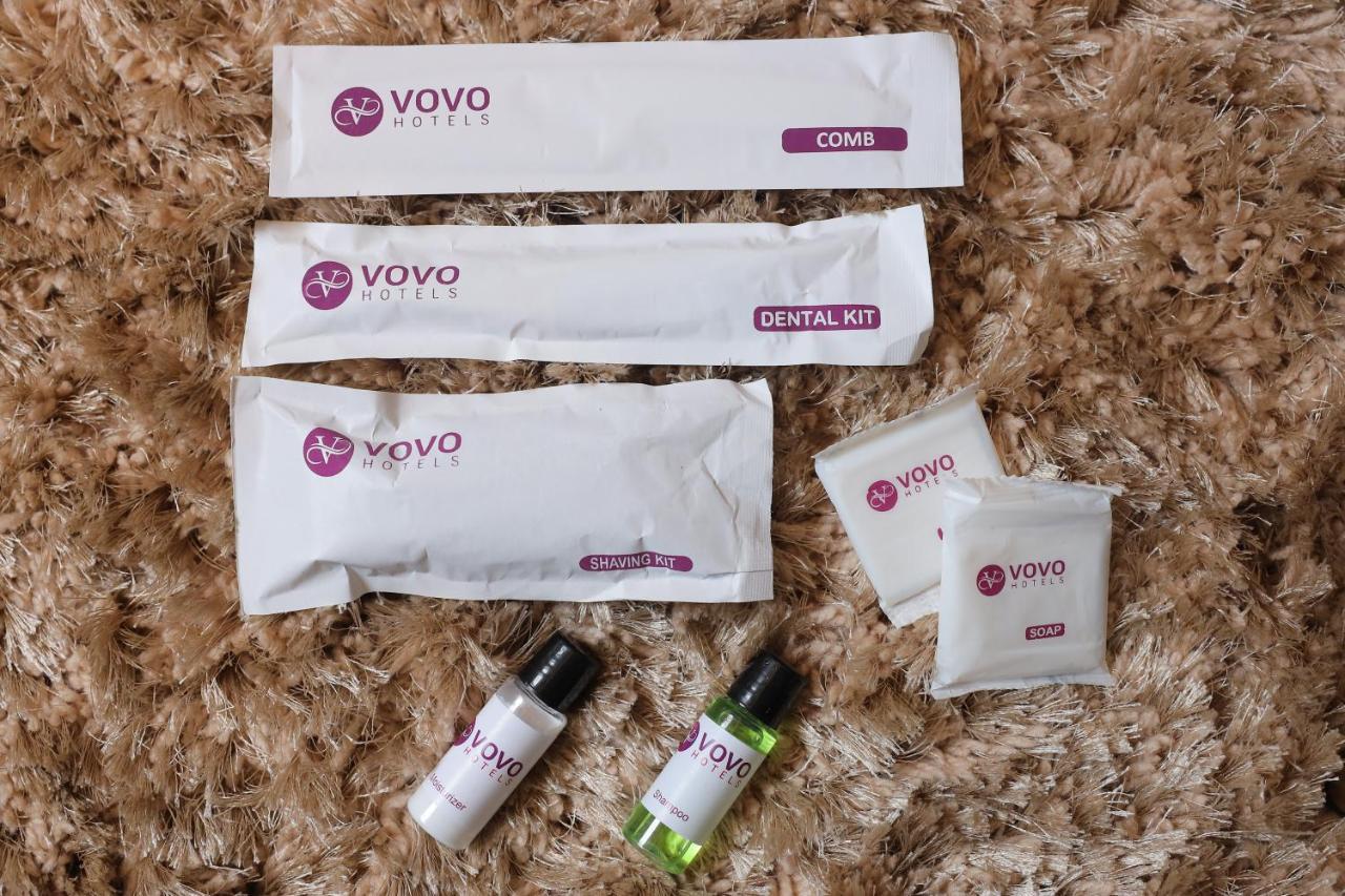 Vovo Premier Hotel Bangalore Bagian luar foto